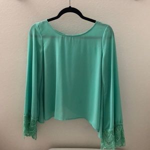 GB float top lace cuffs